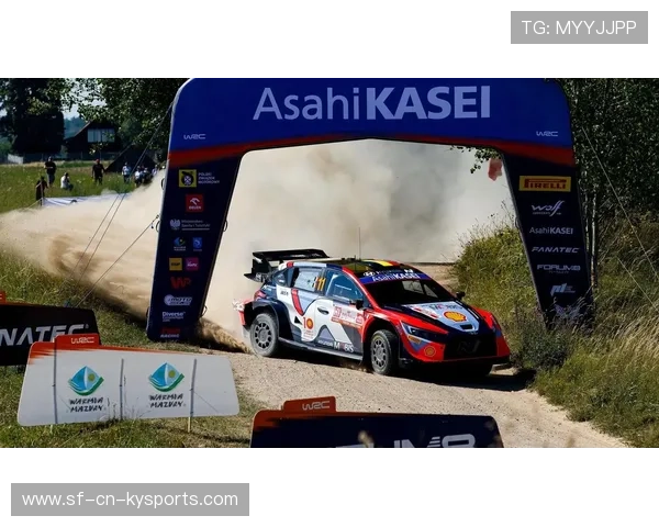 WRC赛场创新：智能导航与通讯系统的革新，wrc著名赛道